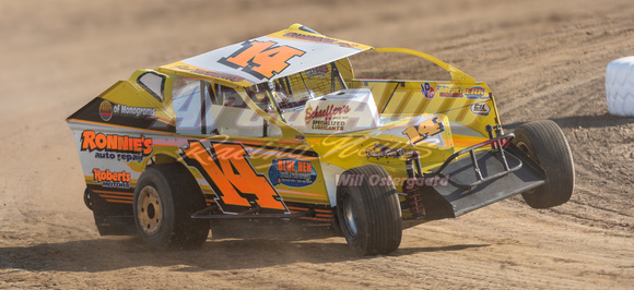 #14B - Brad Roberts