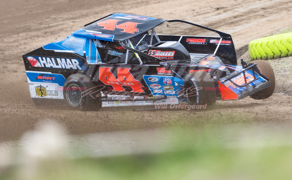 #44 - Stewart Friesen