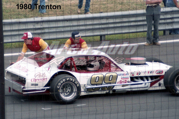 Billy Taylor with Bodine car